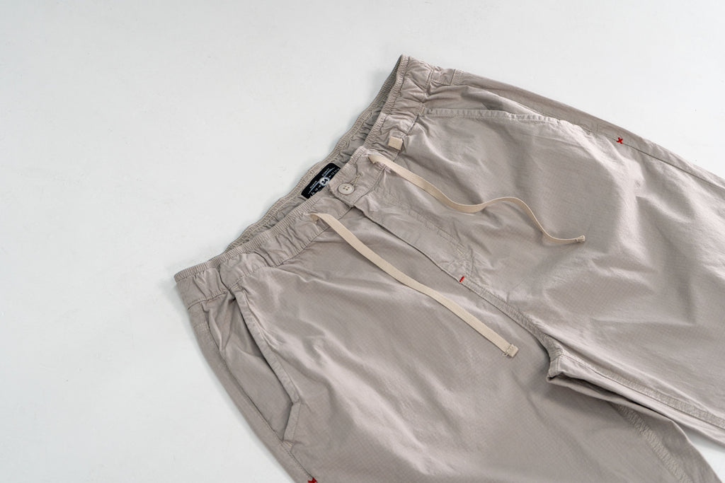 Jogger Fit Ancho Gris