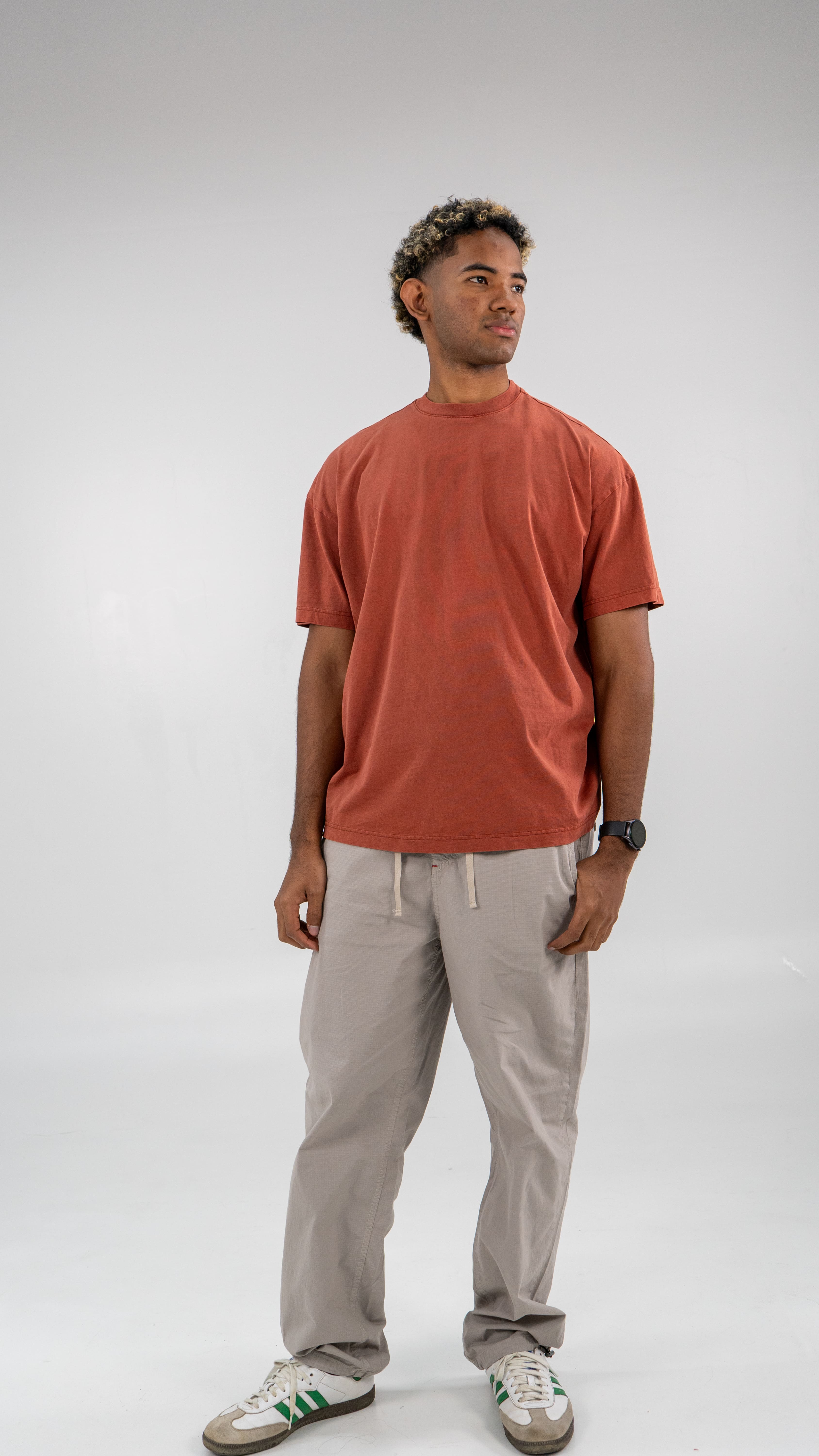 Jogger Fit Ancho Gris