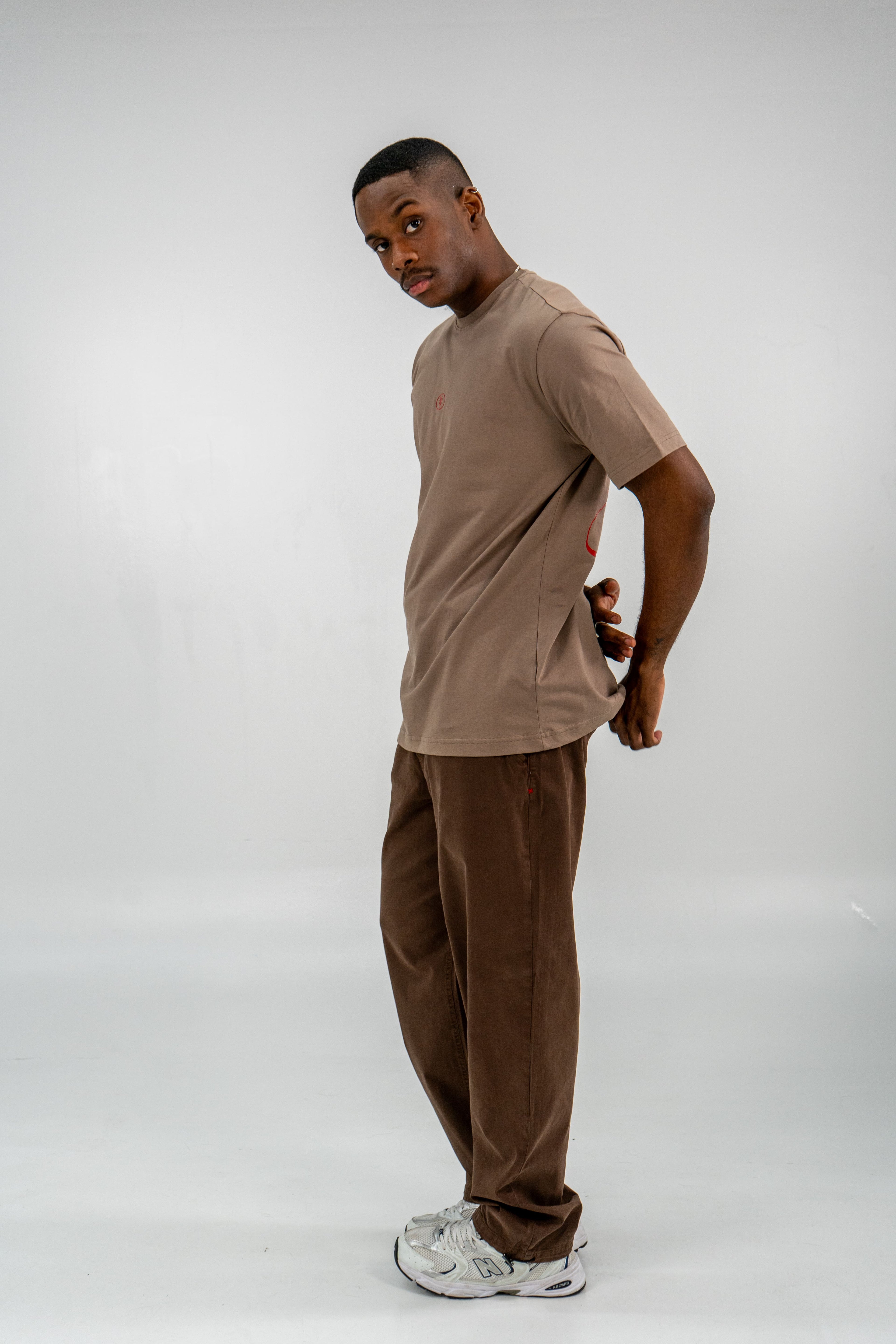 Jogger Fit Ancho Cafe