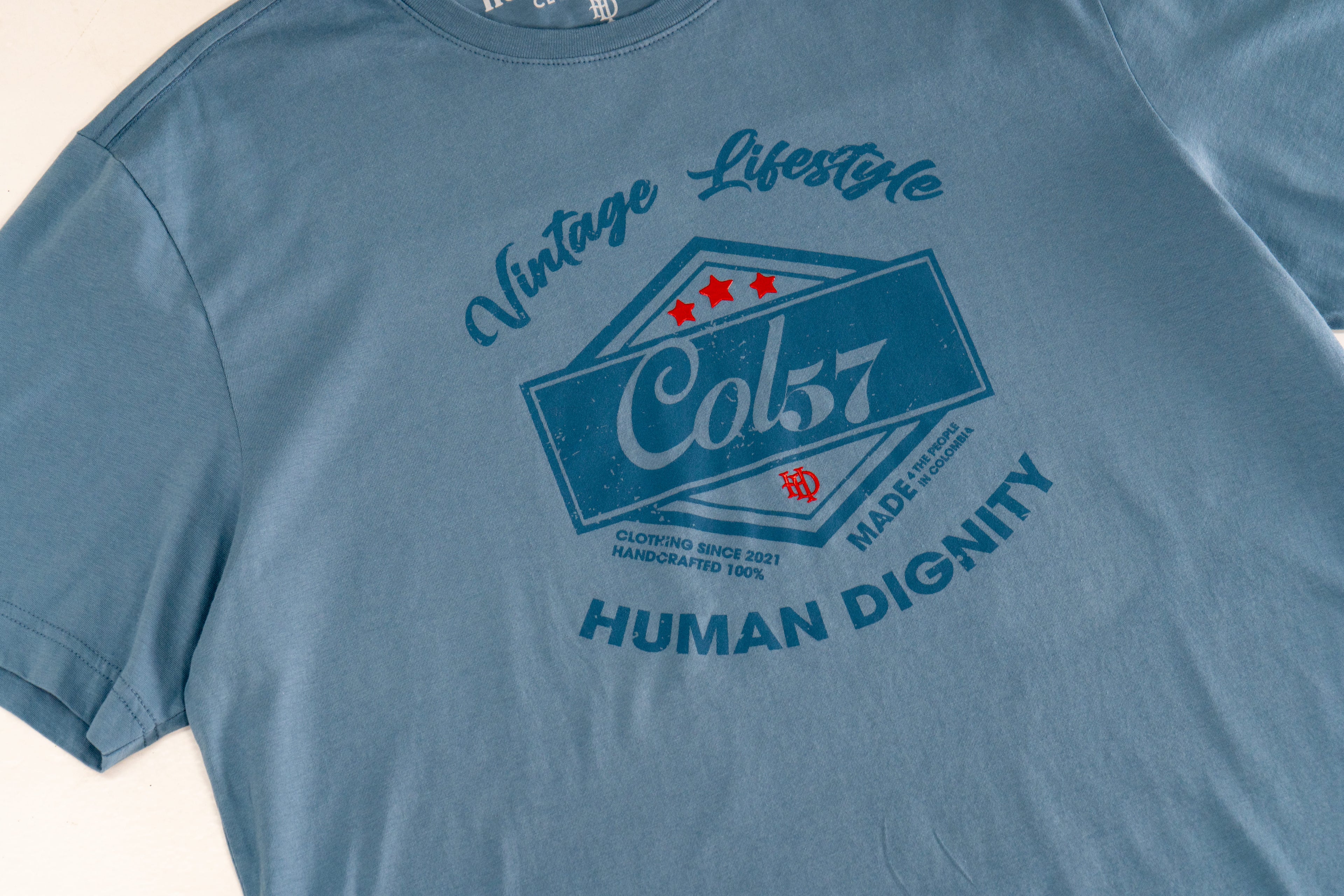 Camiseta Azul +57