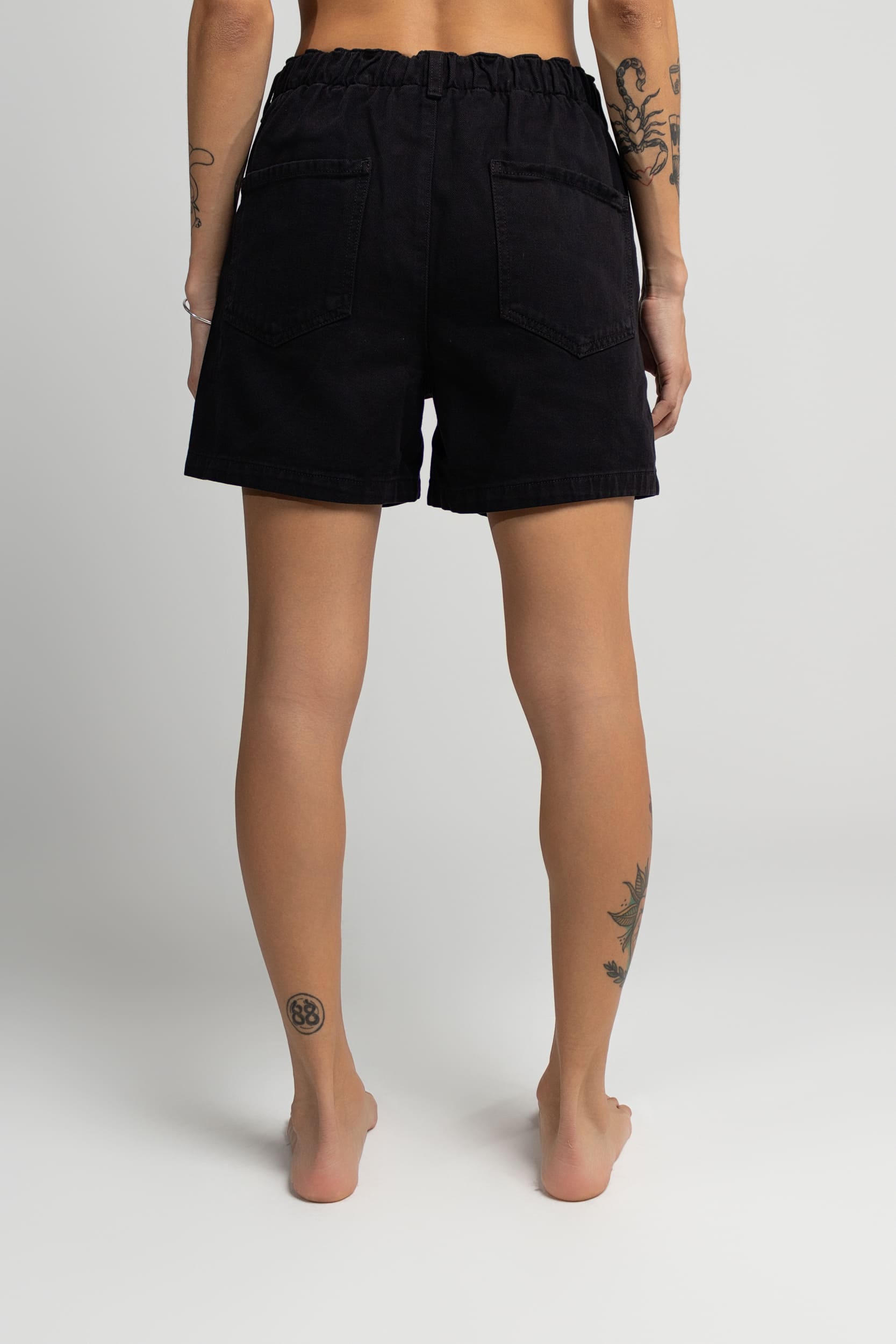Short Jean Negro