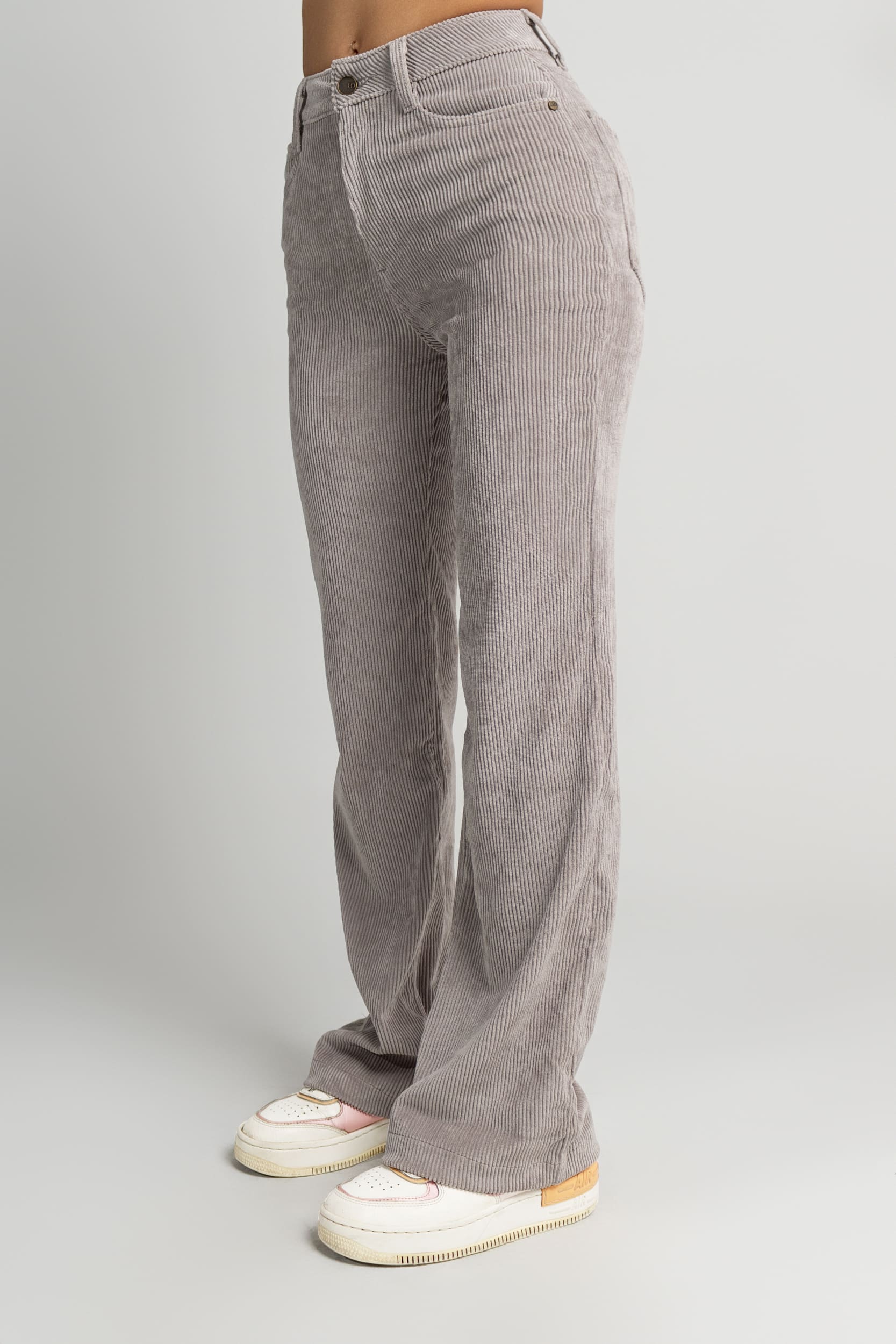 Pantalón corduroy Gris