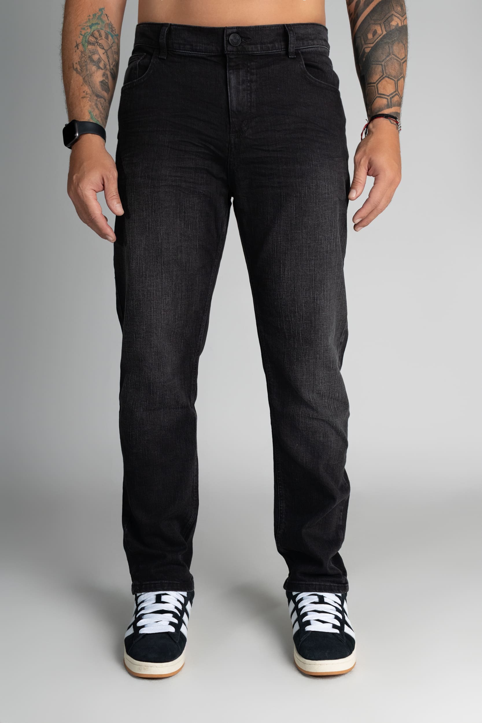 Jean Regular Fit Negro