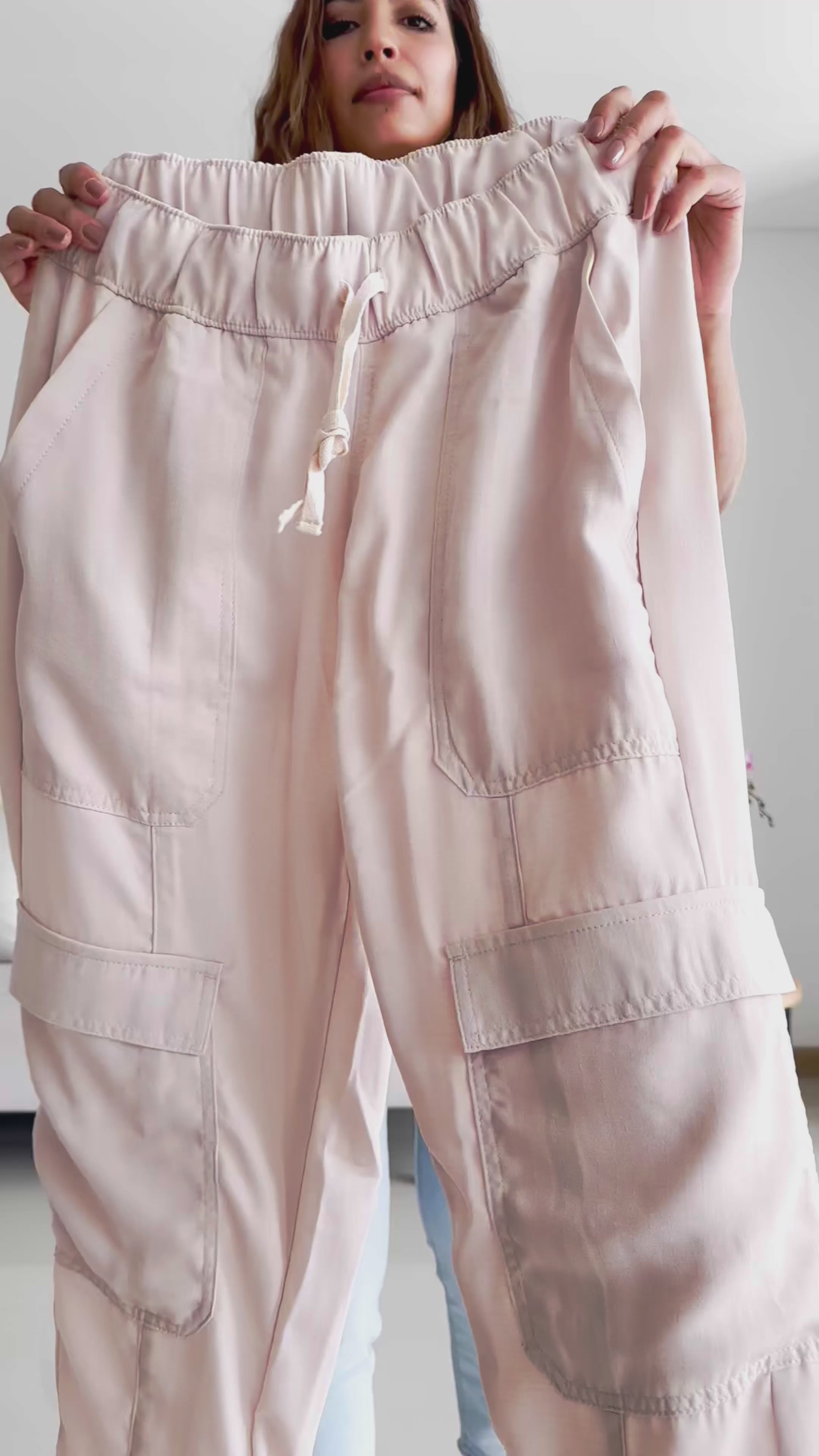 Pantalón Cargo Fluido Negro